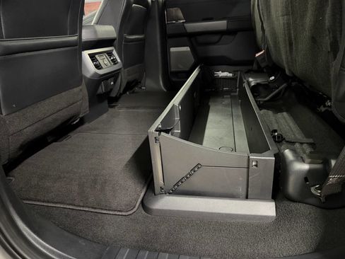 Used 2024 Ford F250 Lariat w/ Chrome Package image 42