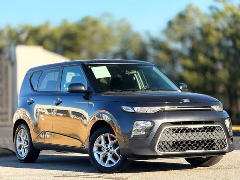 Used 2020 Kia Soul S image 5