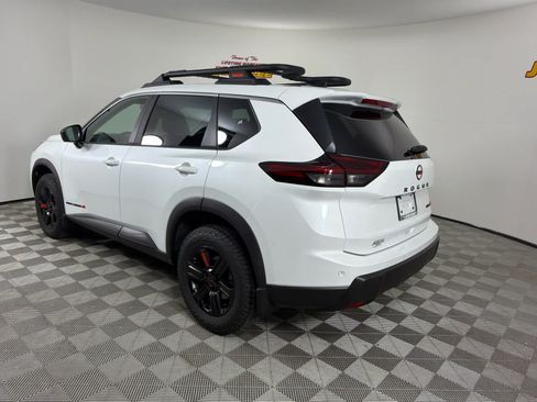 New 2026 Nissan Rogue SV AWD/4WD image 3