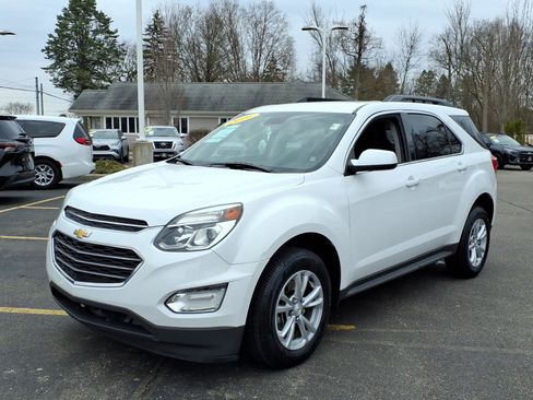 Used 2016 Chevrolet Equinox LT w/ Convenience Package image 3