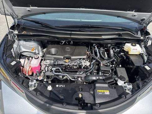 Used 2025 Toyota Sienna LE image 31