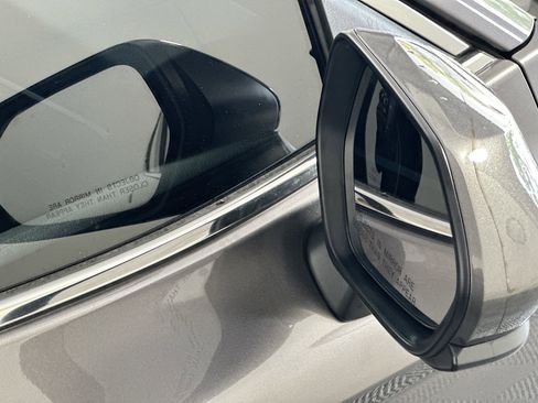 Used 2022 Toyota Camry LE FWD image 10