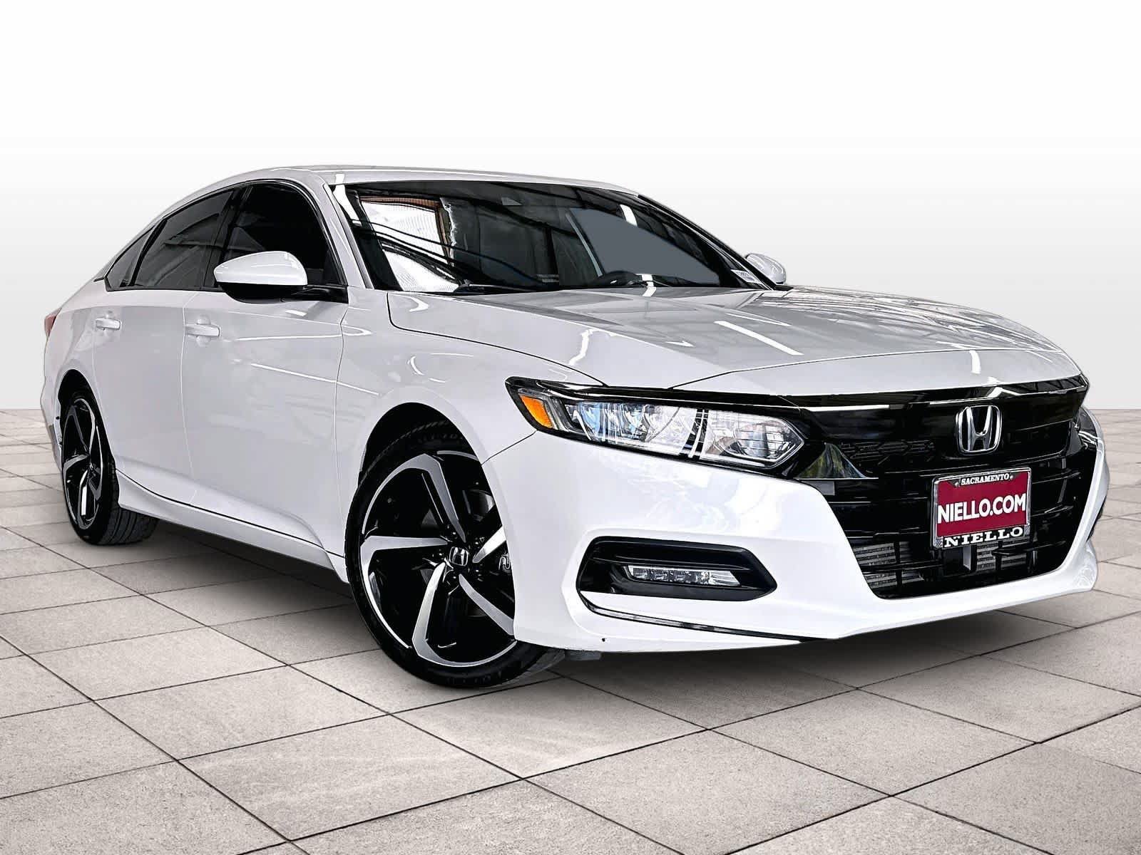 Used 2020 Honda Accord Sport image 3