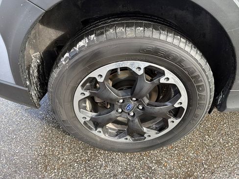 Certified 2023 Subaru Crosstrek 2.0i Premium image 19