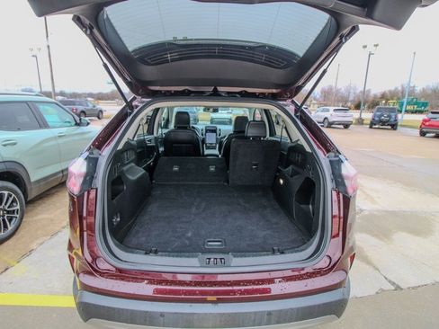 Used 2024 Ford Edge SEL image 5