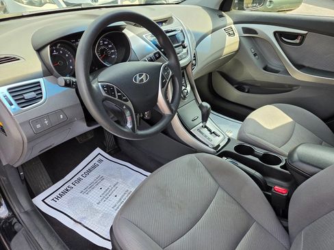 Used 2013 Hyundai Elantra GLS w/ Preferred Pkg FWD image 10