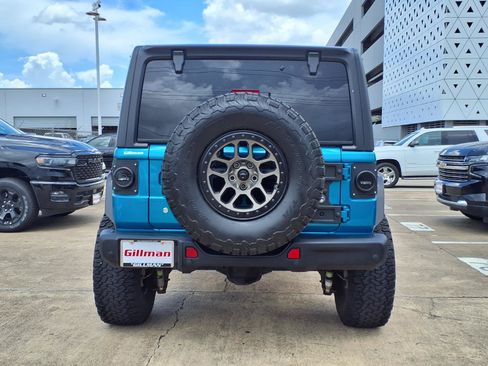 Used 2020 Jeep Wrangler Unlimited Rubicon AWD/4WD image 9