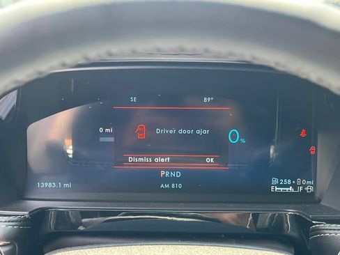 Used 2025 Lincoln Corsair Grand Touring AWD/4WD image 29