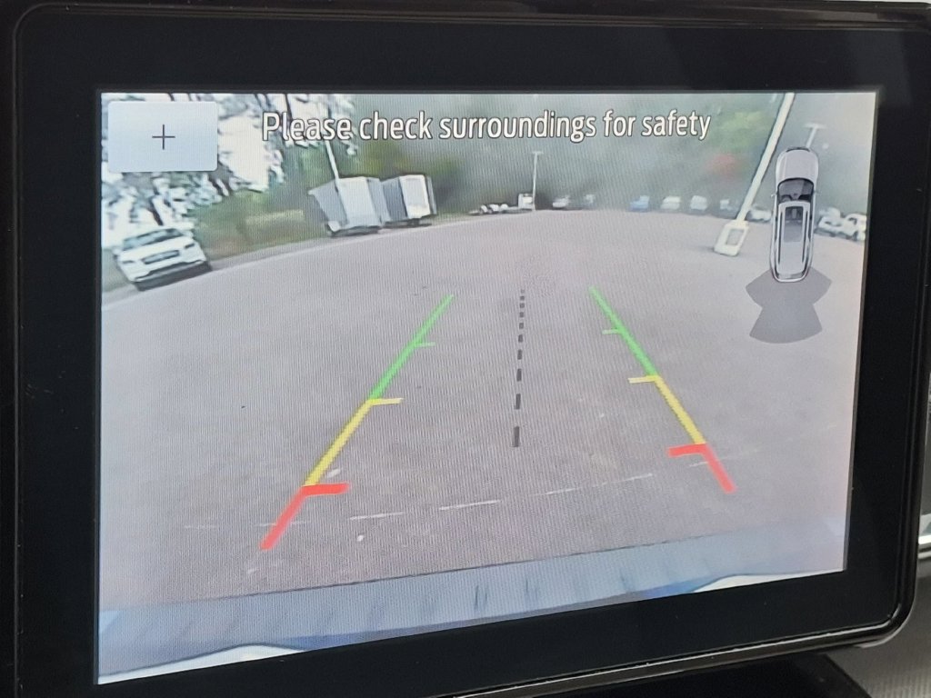 Used 2020 Ford Explorer XLT w/ Equipment Group 202A AWD/4WD image 16