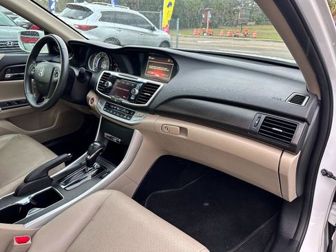 Used 2015 Honda Accord EX-L image 18