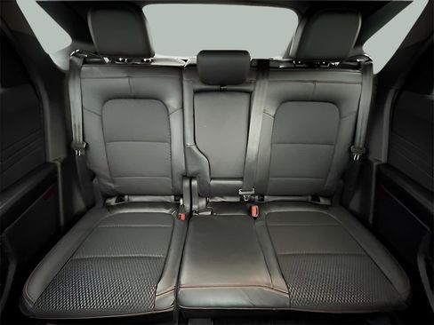 New 2025 Ford Escape ST-Line w/ Tech Pack #1 AWD/4WD image 40