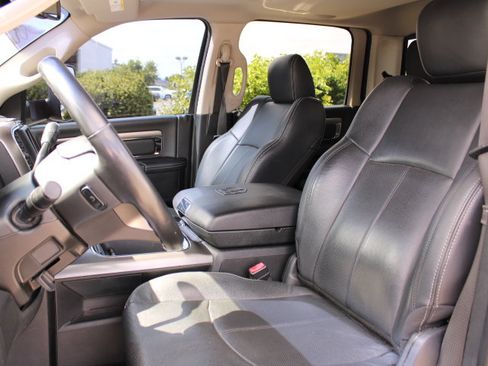 Used 2018 RAM 2500 Laramie w/ Sport Appearance Group AWD/4WD image 24
