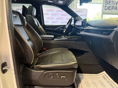 Used 2021 Cadillac Escalade Sport w/ Driver Assist Tech Package AWD/4WD image 64