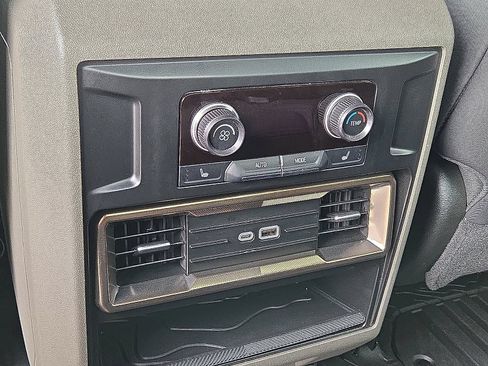 Used 2025 GMC Hummer EV 2X w/ LPO, Sport Package AWD/4WD image 17