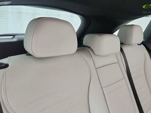 Used 2025 Mercedes-Benz GLC 350e 4MATIC w/ AMG Line image 28