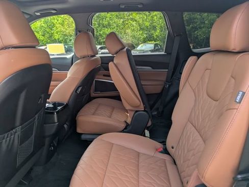 Used 2025 Kia Telluride EX X-Line AWD/4WD image 15
