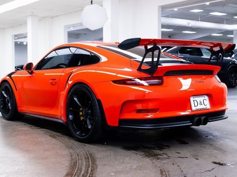 Used 2016 Porsche 911 GT3 RS image 6