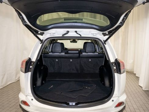 Used 2016 Toyota RAV4 Limited image 5