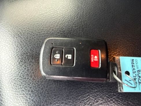 Used 2021 Toyota 4Runner SR5 RWD image 30