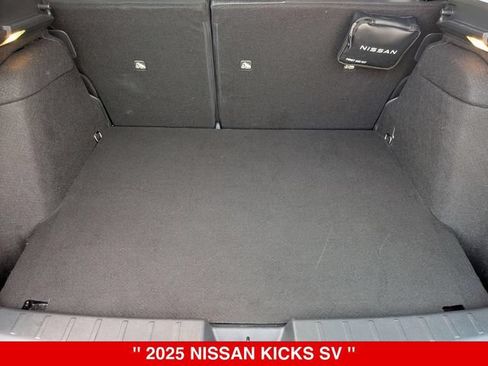 Certified 2025 Nissan Kicks SV AWD/4WD image 32