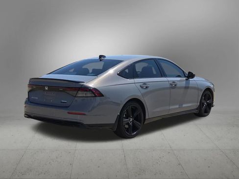 Used 2023 Honda Accord Sport image 6