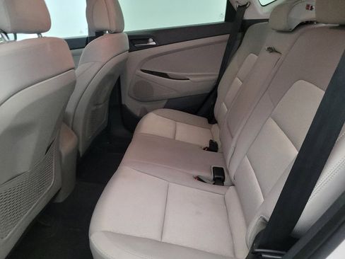 Used 2017 Hyundai Tucson SE image 18