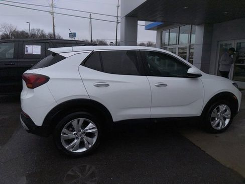 Used 2025 Buick Encore GX Preferred image 11