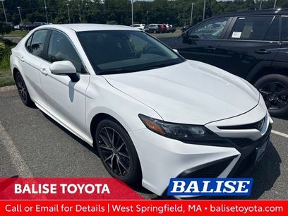 Used 2024 Toyota Camry SE w/ Cold Weather Package