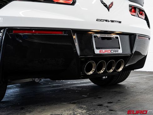 Used 2015 Chevrolet Corvette Z06 w/ 3LZ Preferred Equipment Group image 23