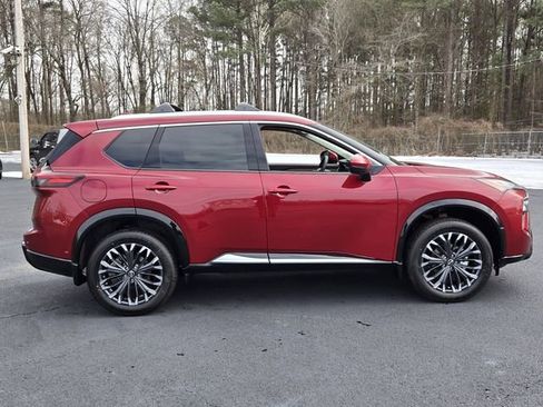 New 2026 Nissan Rogue Platinum w/ Platinum Premium Package AWD/4WD image 2