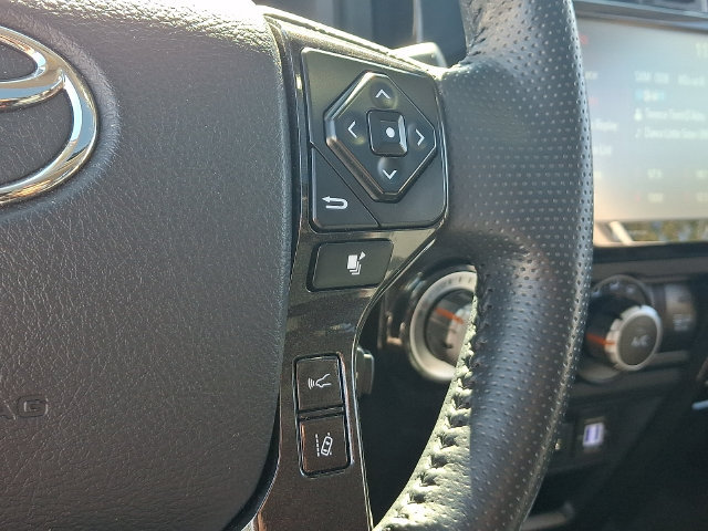Used 2024 Toyota 4Runner TRD Off-Road Premium w/ Moonroof Package AWD/4WD image 8