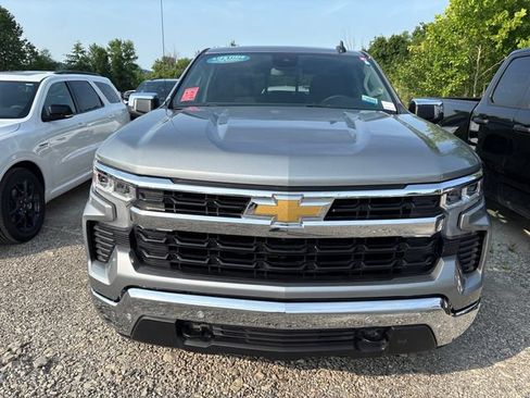 Used 2024 Chevrolet Silverado 1500 LT w/ Safety Package AWD/4WD image 6
