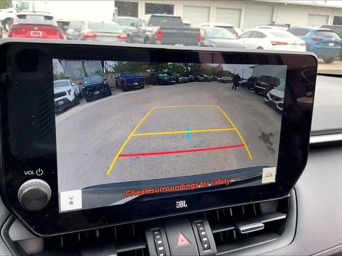 Used 2023 Toyota RAV4 XLE Premium image 26