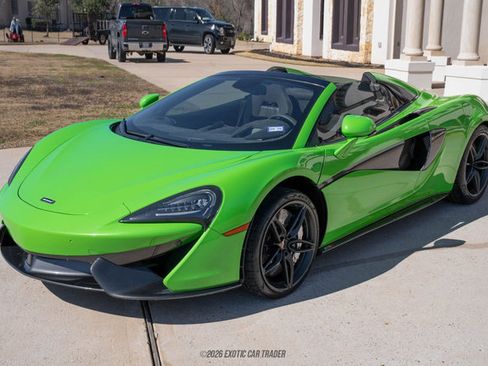 Used 2018 McLaren 570S Spider image 14