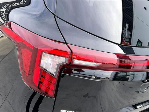 Used 2025 Kia Seltos EX w/ EX Sunroof Package image 29