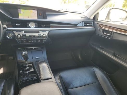 Used 2013 Lexus ES 350 FWD image 13