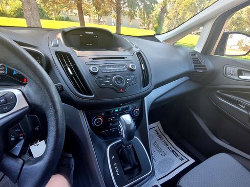 Used 2017 Ford C-MAX SE image 13