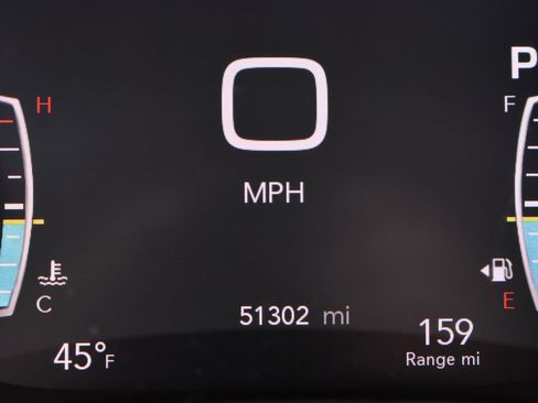 Used 2024 Chrysler Pacifica Touring-L image 31