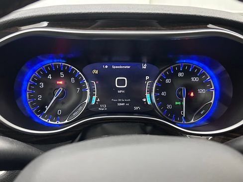 Certified 2022 Chrysler Pacifica Pinnacle AWD/4WD image 22
