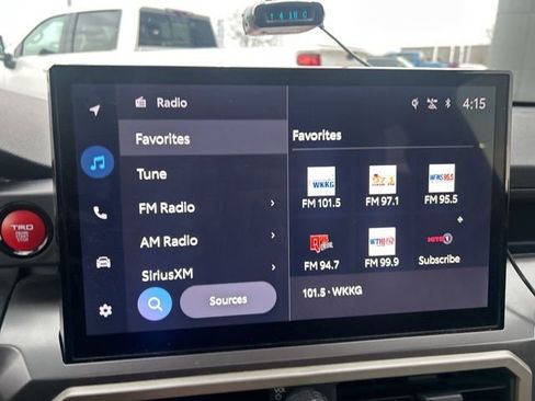 Used 2024 Toyota Tacoma TRD Sport image 34