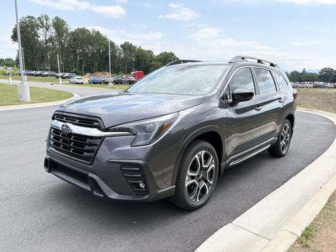 New 2026 Subaru Ascent Limited AWD/4WD image 3
