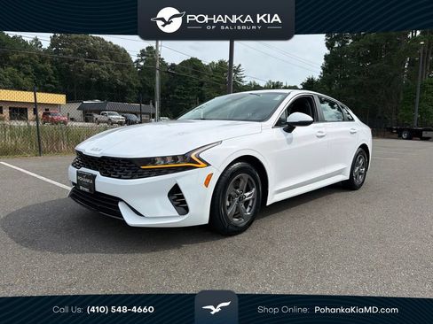 Certified 2023 Kia K5 LXS FWD image 1
