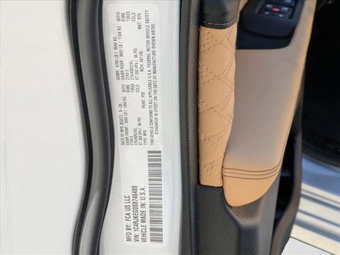 New 2025 Jeep Grand Cherokee L Summit w/ Obsidian Package image 18