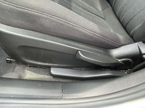Used 2020 Chevrolet Sonic LT FWD image 13