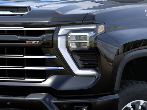 New 2026 Chevrolet Silverado 2500 LT w/ Z71 Chrome Sport Edition AWD/4WD image 10