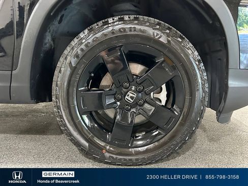 Used 2025 Honda Ridgeline Black Edition image 12