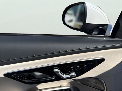 New 2026 Mercedes-Benz CLE 300 4MATIC Cabriolet image 11
