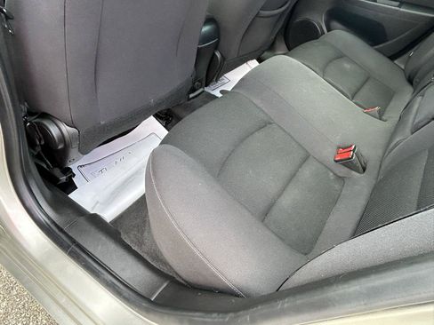 Used 2016 Chevrolet Cruze LT FWD image 9