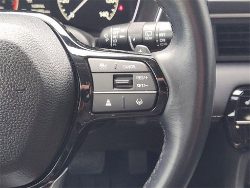 Used 2023 Honda Pilot Touring image 30