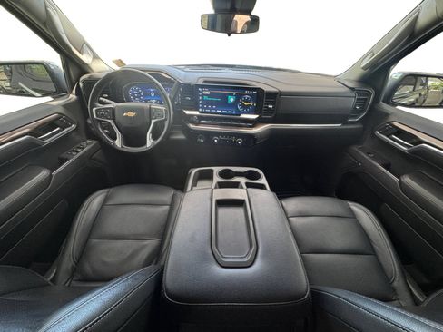 Used 2023 Chevrolet Silverado 1500 LT AWD/4WD image 11